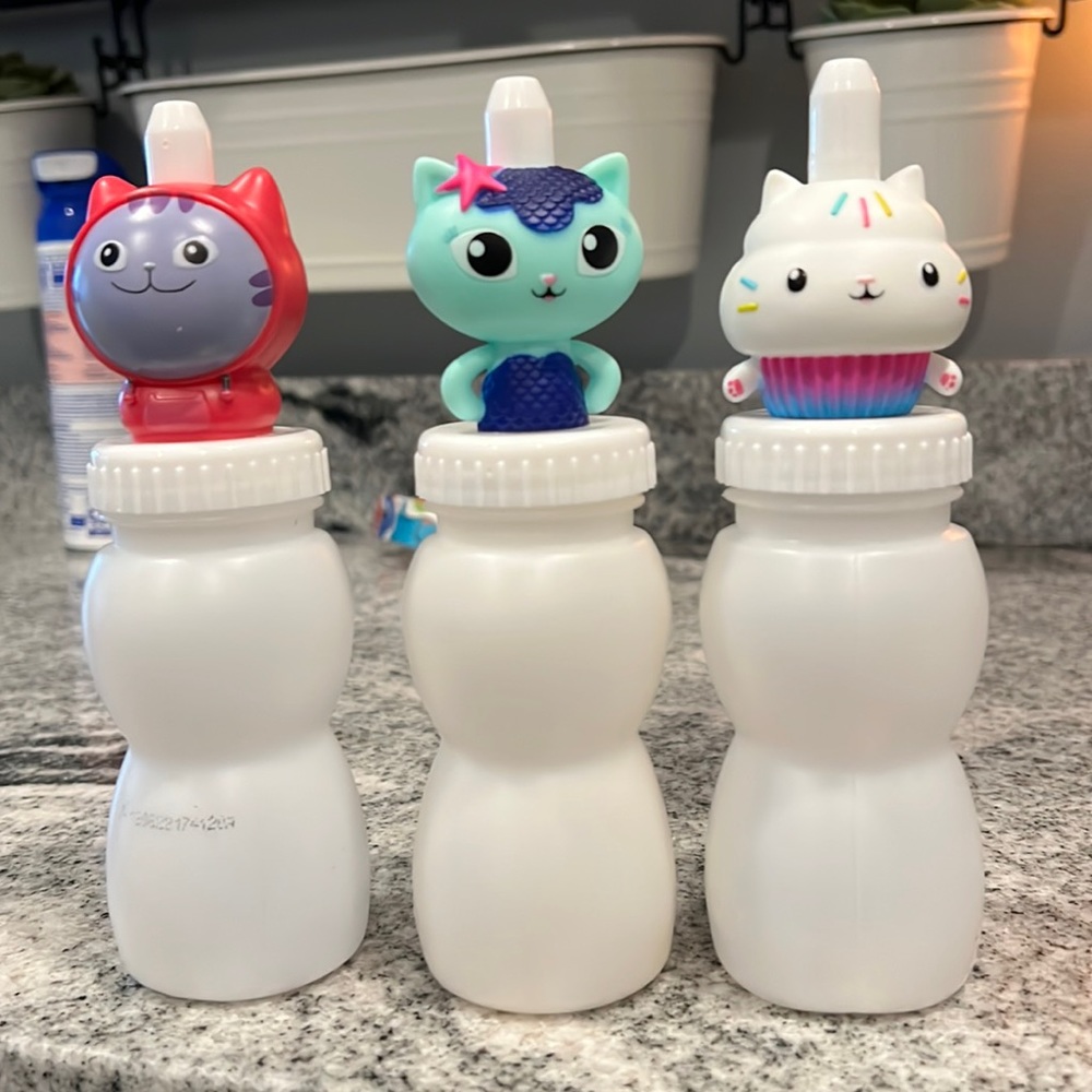 Gabby dollhouse sippy